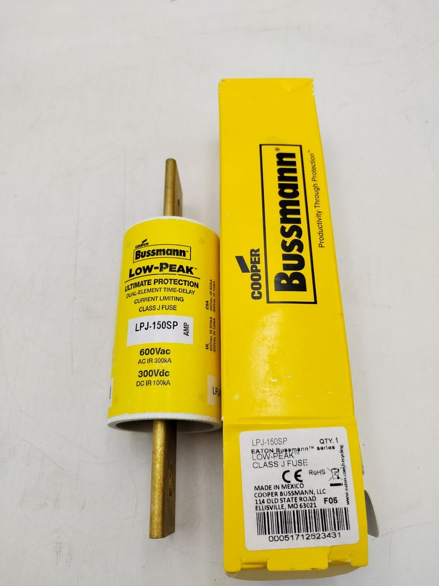 Eaton Bussmann series LPJ fuse Low-peak fuse 150A Dual Class J With indicator Bolted blade end x bol